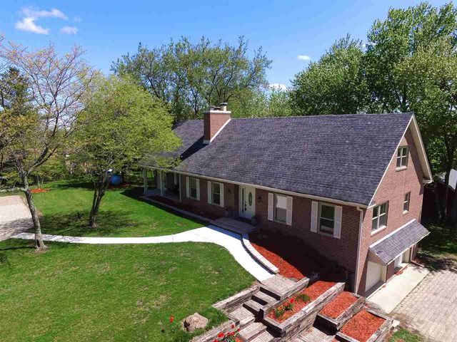 1755 Wheeler Road Cherry Valley, IL 61016 - Photo 3 of 25
