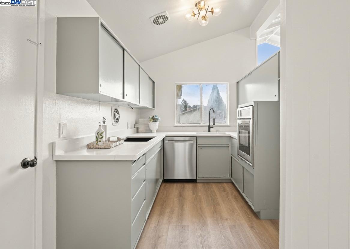 2541 Duke Avenue Richmond, CA 94806 - Photo 8 of 18