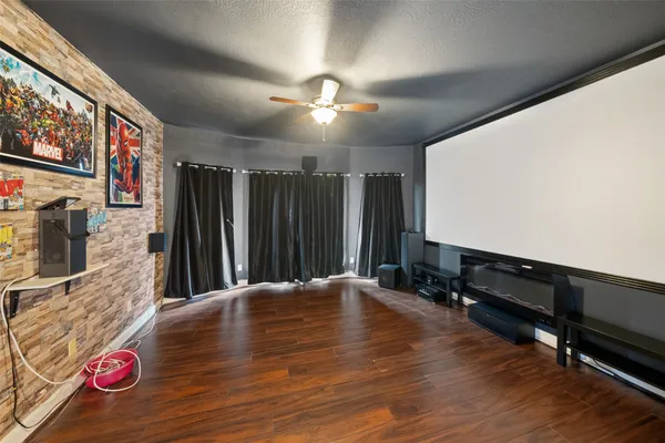 $585,000 | 2438 Ripplewood Drive, Conroe, TX 77384