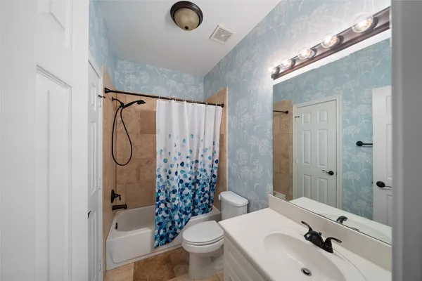 $585,000 | 2438 Ripplewood Drive, Conroe, TX 77384