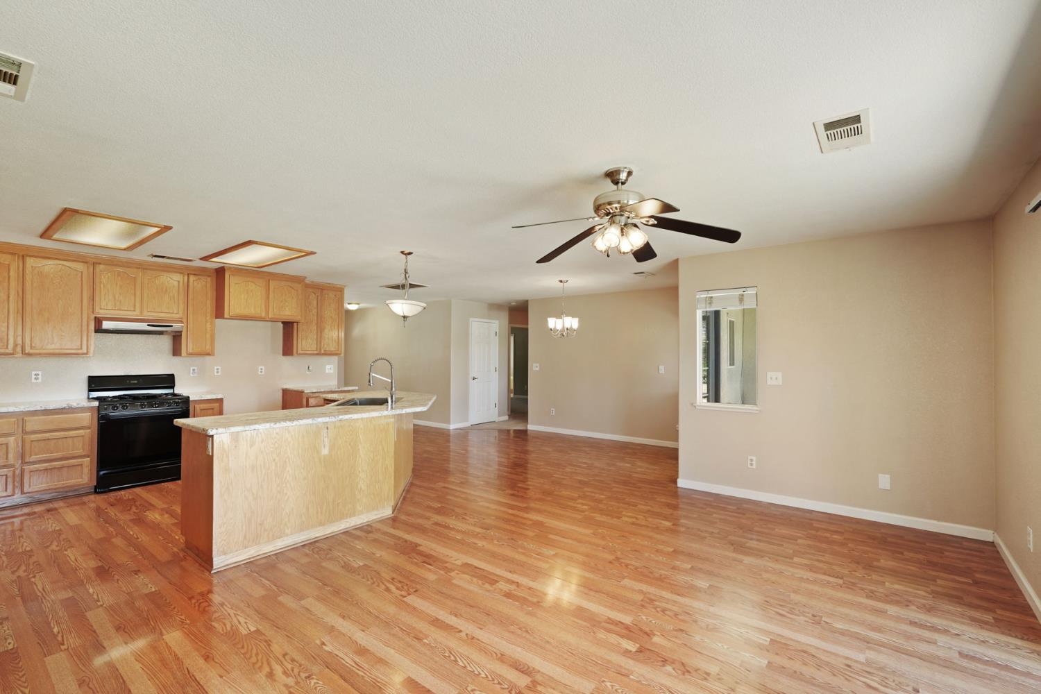 11220 North Golfview Road Lodi, CA 95240 - Photo 15 of 73