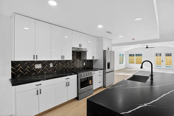 $944,990 | 1906 Sunny Brook Drive, Austin, TX 78723