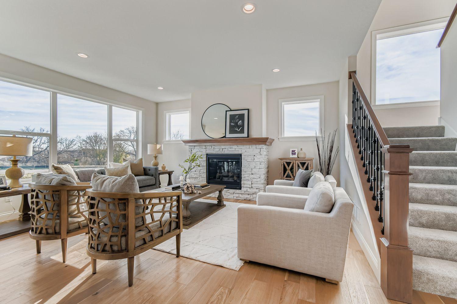 13722 Arrowhead Way Rosemount, MN 55068 - Photo 3 of 33