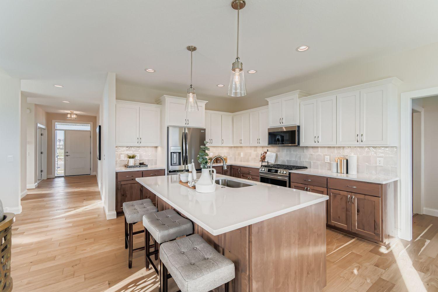 13722 Arrowhead Way Rosemount, MN 55068 - Photo 7 of 33