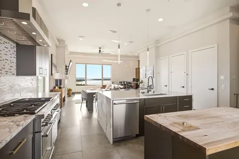 $1,095,000 | 4928 Blaynes Road, The Colony, TX 75056