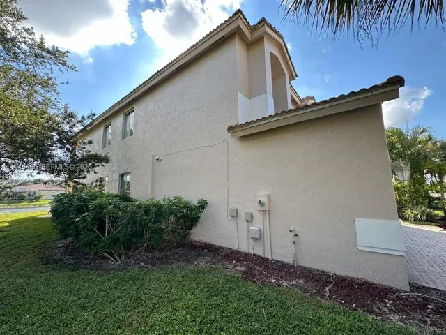 $749,900 | 11286 Regatta Lane, Wellington, FL 33449