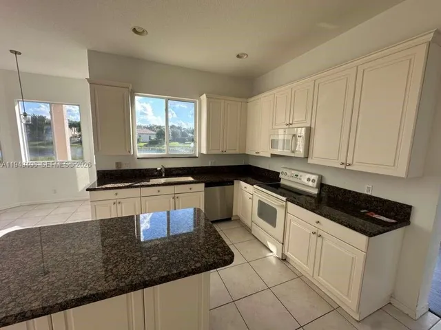 $749,900 | 11286 Regatta Lane, Wellington, FL 33449