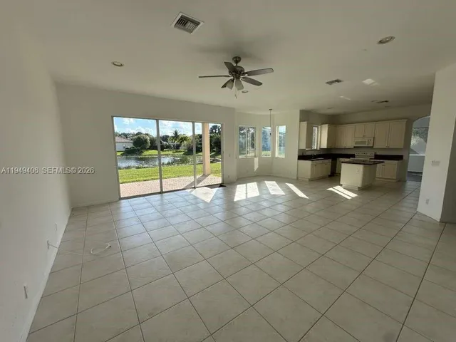 $749,900 | 11286 Regatta Lane, Wellington, FL 33449