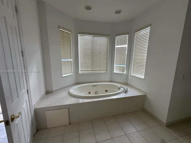 $749,900 | 11286 Regatta Lane, Wellington, FL 33449