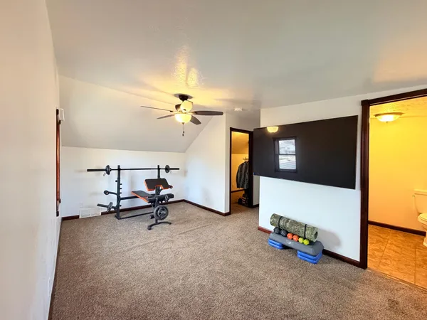 $165,000 | 925 2nd Avenue Southwest, Pipestone, MN 56164