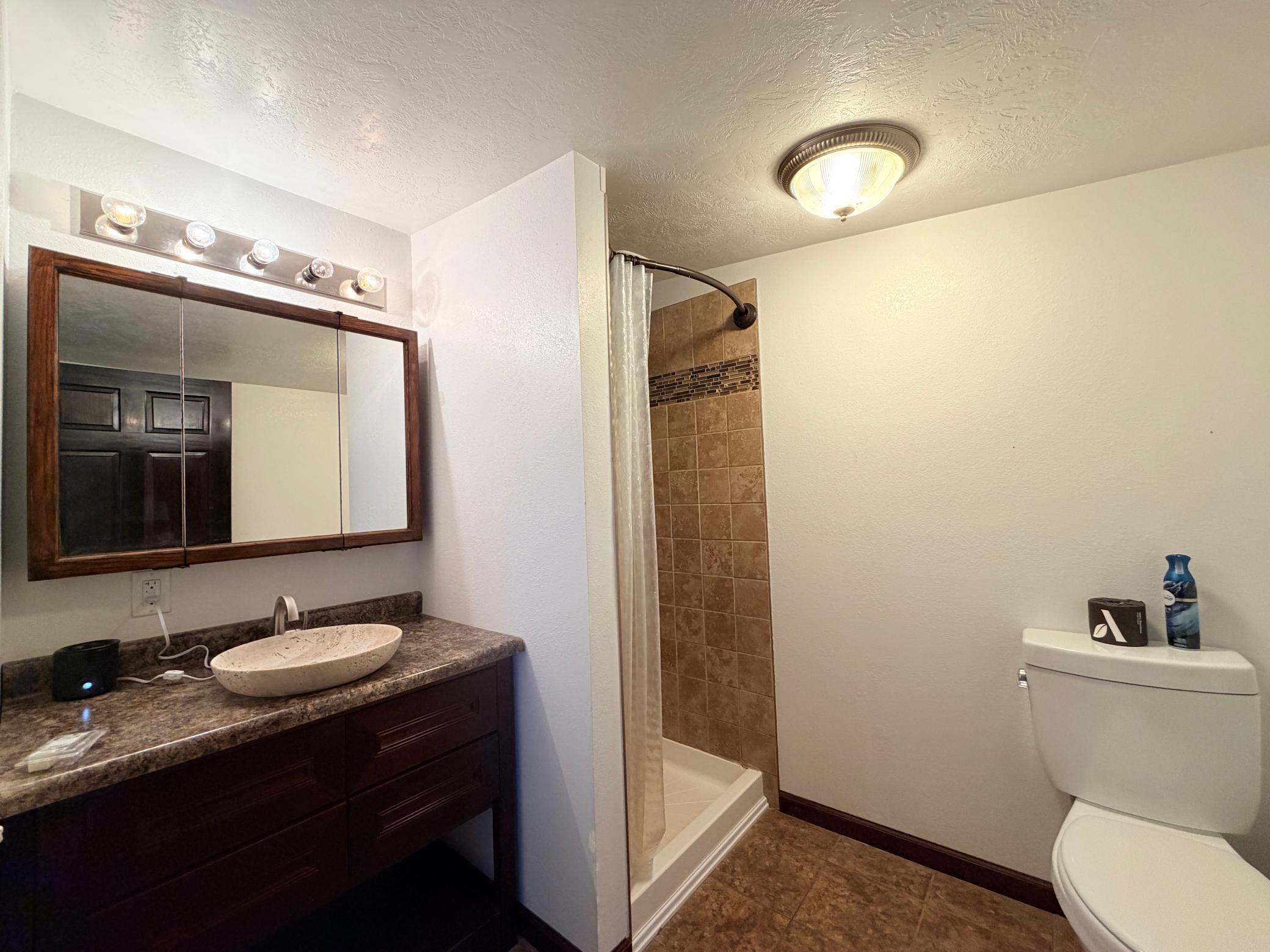 925 2nd Avenue Southwest Pipestone, MN 56164 - Photo 19 of 26