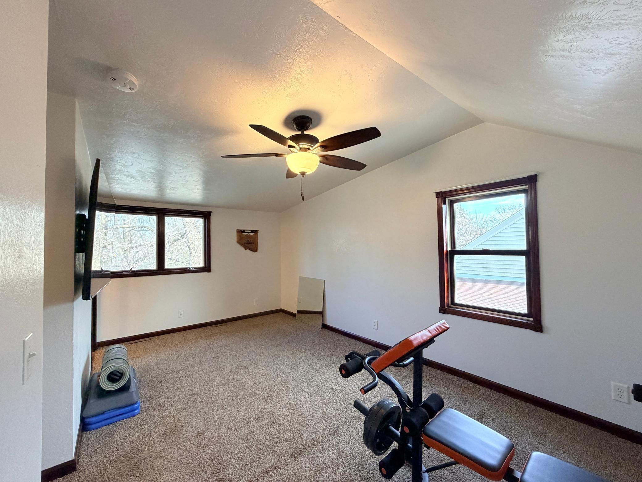 925 2nd Avenue Southwest Pipestone, MN 56164 - Photo 22 of 27