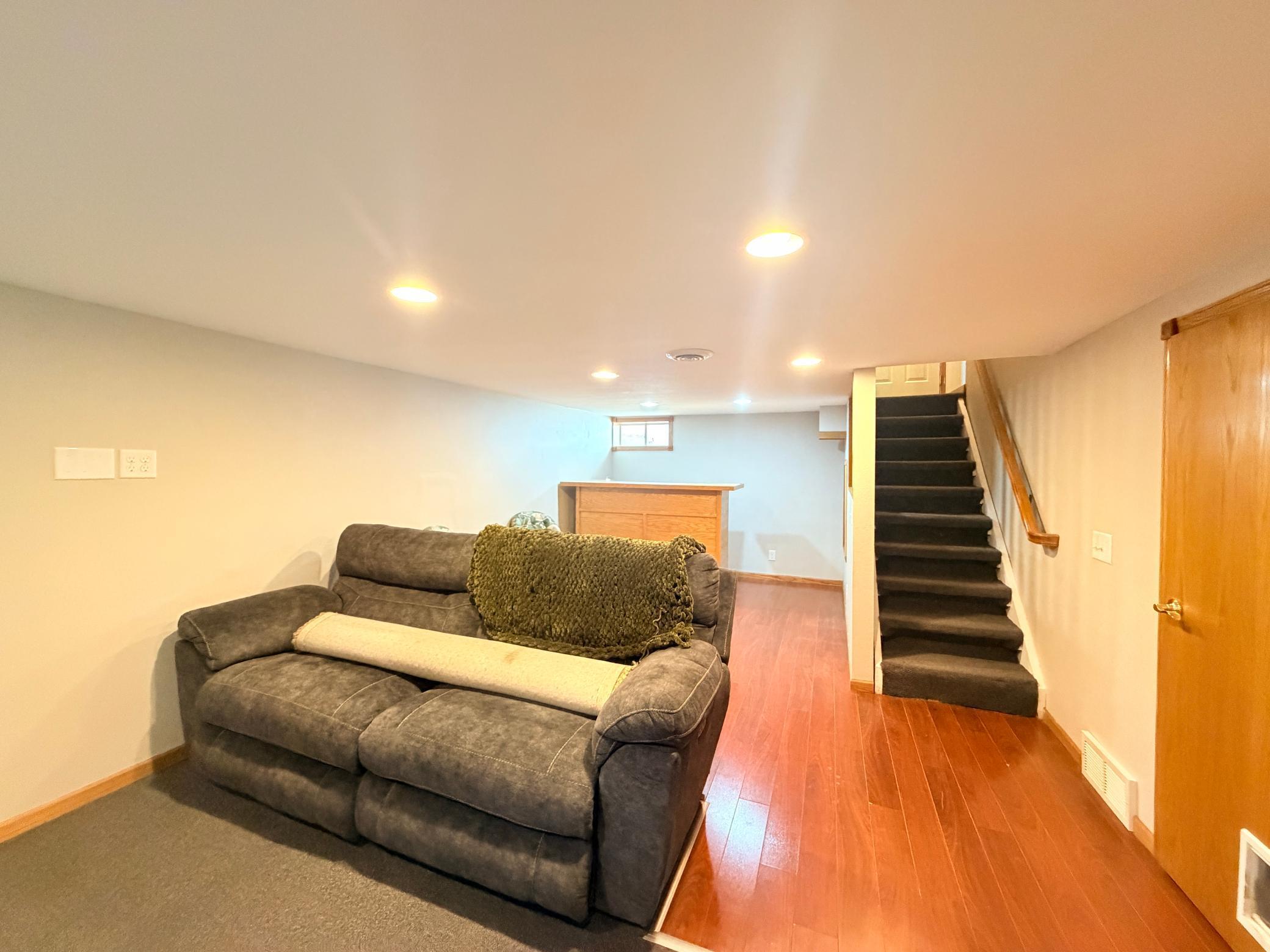 925 2nd Avenue Southwest Pipestone, MN 56164 - Photo 24 of 27