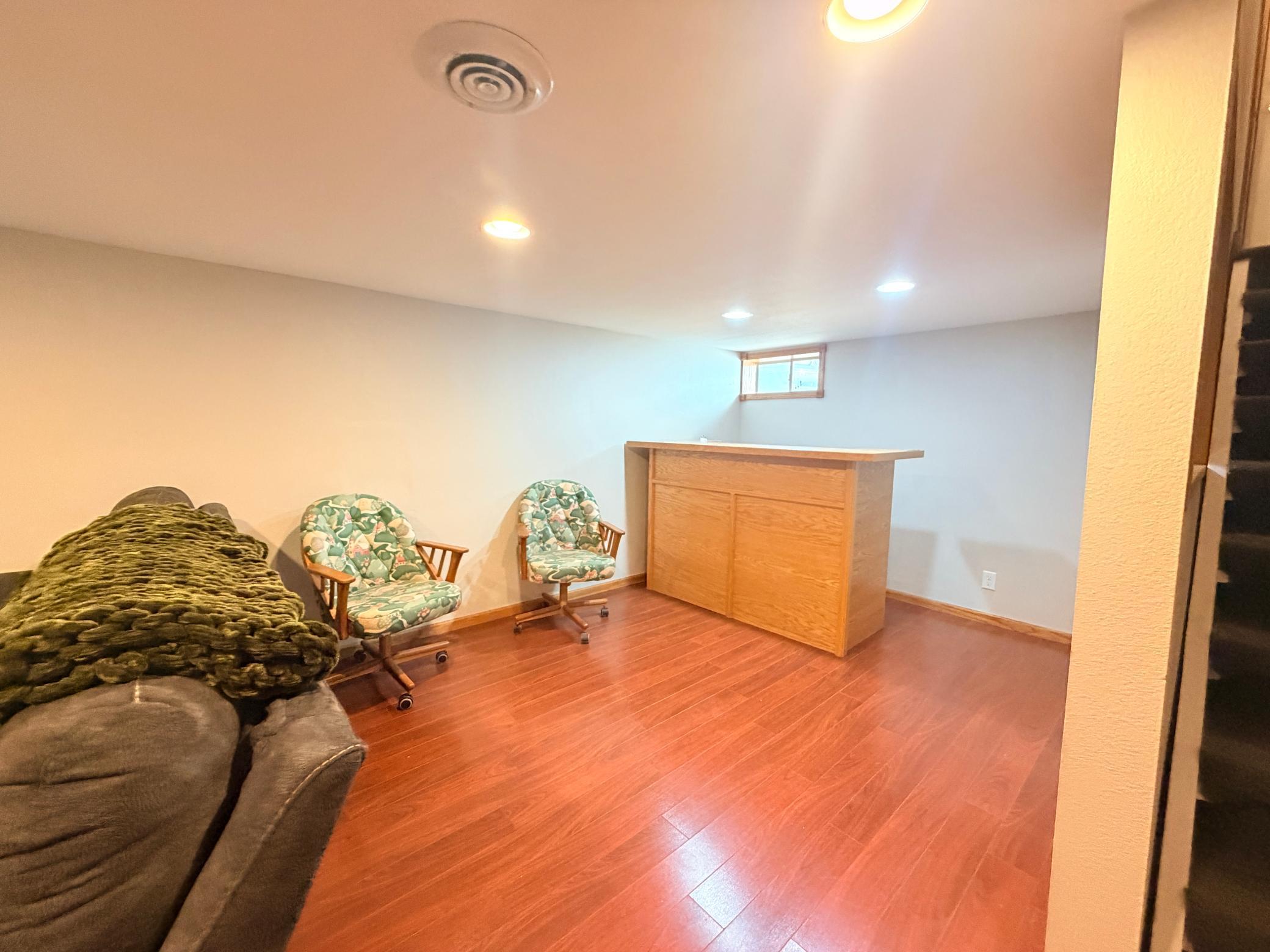 925 2nd Avenue Southwest Pipestone, MN 56164 - Photo 25 of 27