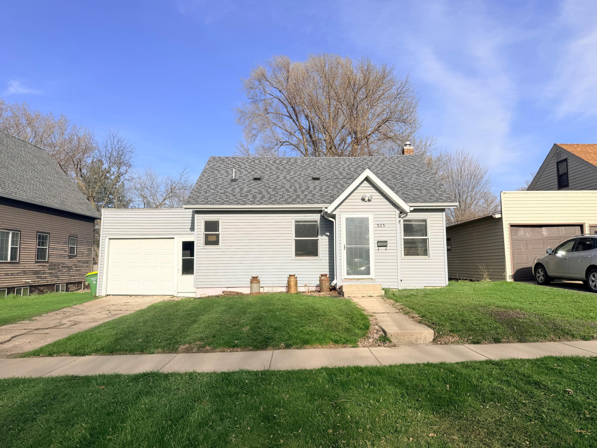 925 2nd Avenue Southwest Pipestone, MN 56164 - Photo 3 of 26