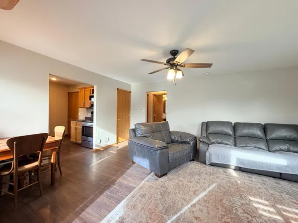 $165,000 | 925 2nd Avenue Southwest, Pipestone, MN 56164