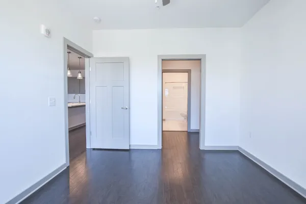 $2,350 | 1638 54th Avenue North, Unit 302, Nashville, TN 37209