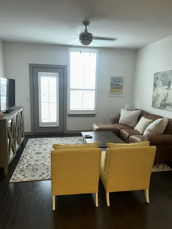 $2,350 | 1638 54th Avenue North, Unit 302, Nashville, TN 37209