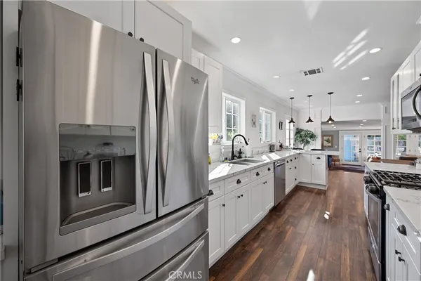 $6,000 | 20852 Kittridge Street, Winnetka, CA 91306