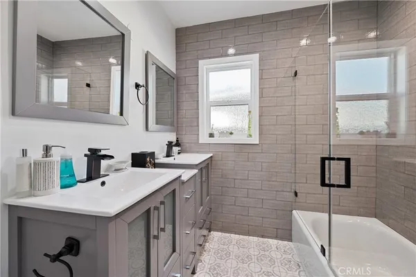 $6,000 | 20852 Kittridge Street, Winnetka, CA 91306