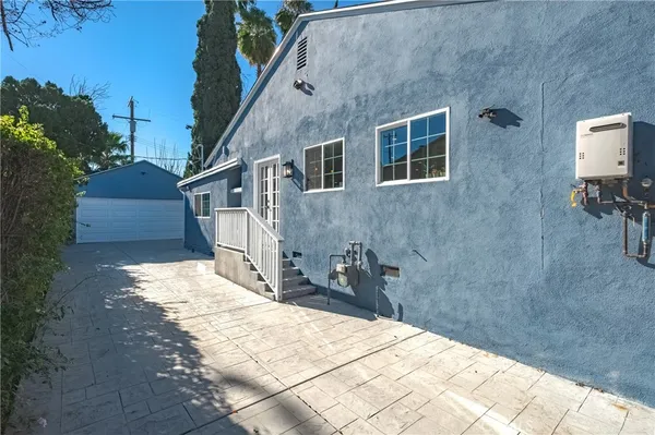 $6,000 | 20852 Kittridge Street, Winnetka, CA 91306