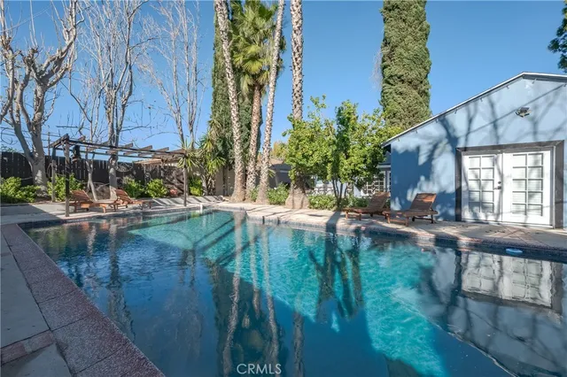 $7,500 | 20852 Kittridge Street, Winnetka, CA 91306