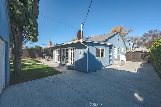 $7,500 | 20852 Kittridge Street, Winnetka, CA 91306