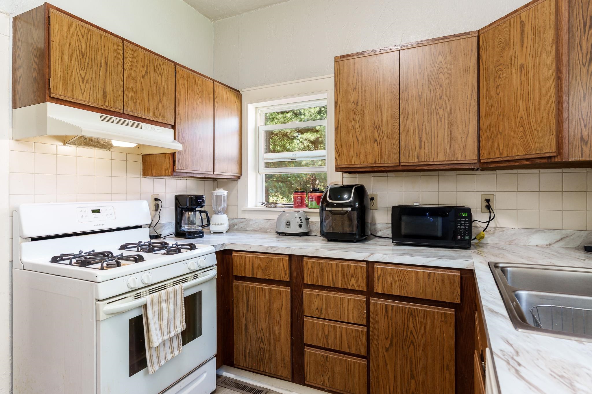 2373 Geddes Road Rockford, IL 61103 - Photo 68 of 97