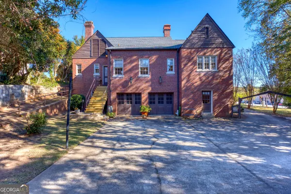 $377,900 | 1007 4th Avenue, West Point, GA 31833