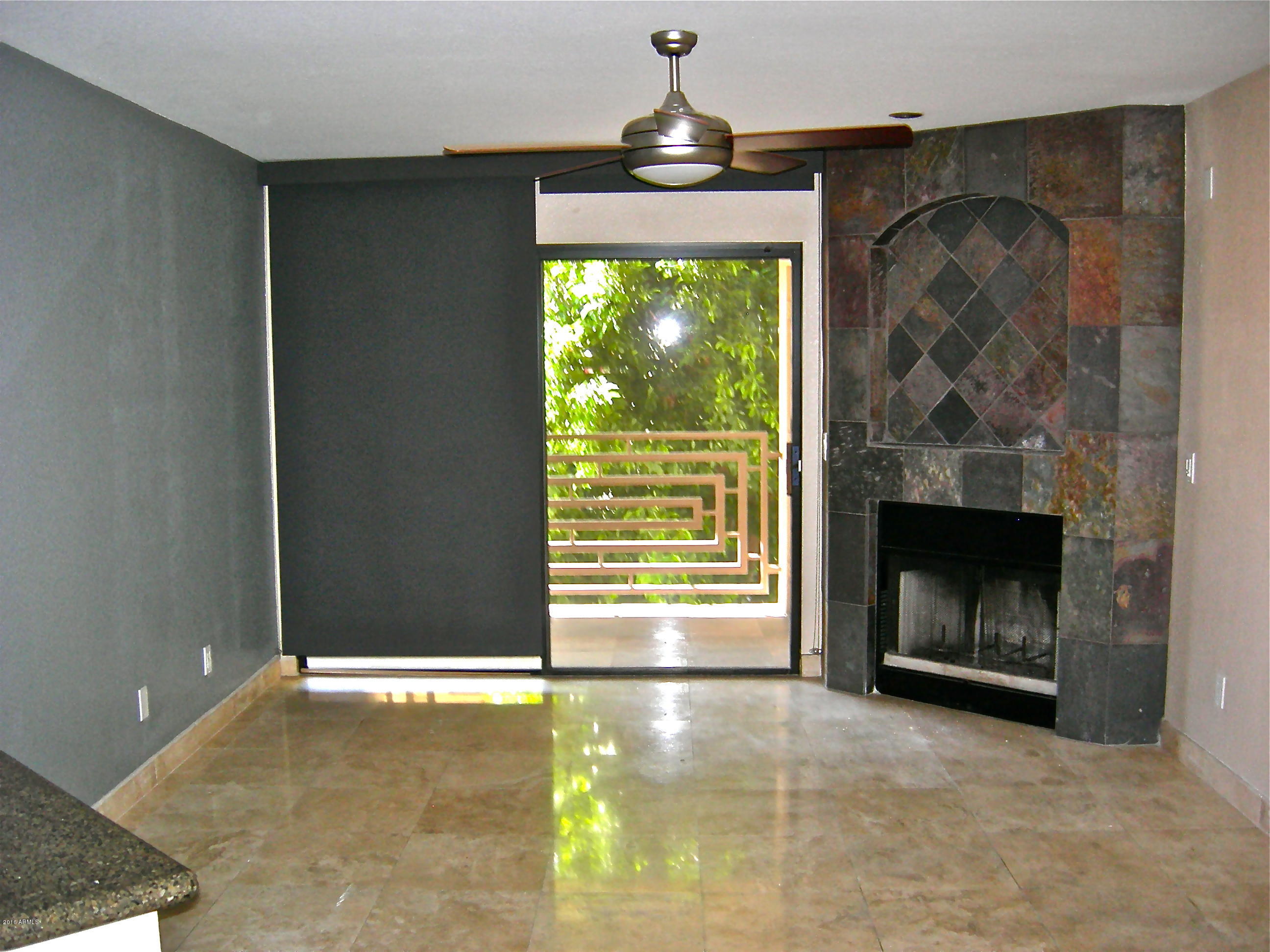 3235 East Camelback Road, Unit 213 Phoenix, AZ 85018 - Photo 5 of 43 Living Room