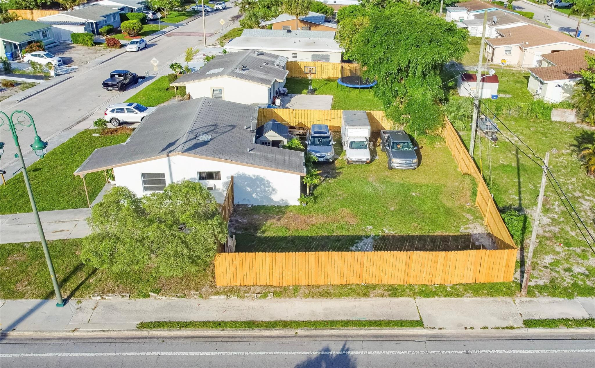 1161 West 2nd Street Riviera Beach, FL 33404 - Photo 7 of 27 Photo 7