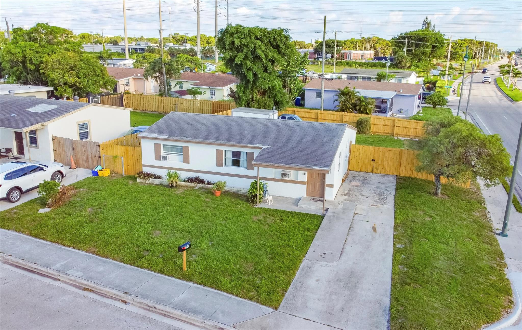 1161 West 2nd Street Riviera Beach, FL 33404 - Photo 8 of 27 Photo 8