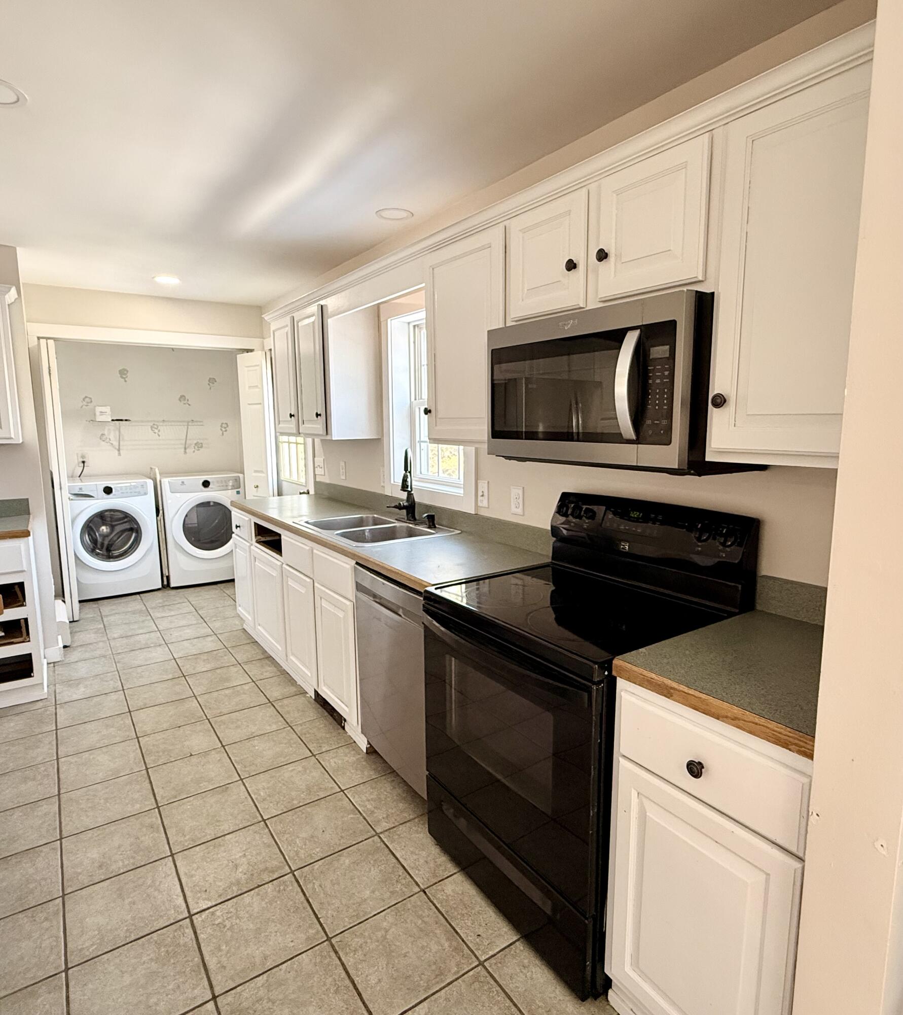 12 Columbus Drive Rouses Point, NY 12979 - Photo 6 of 24 Gallery Image 6