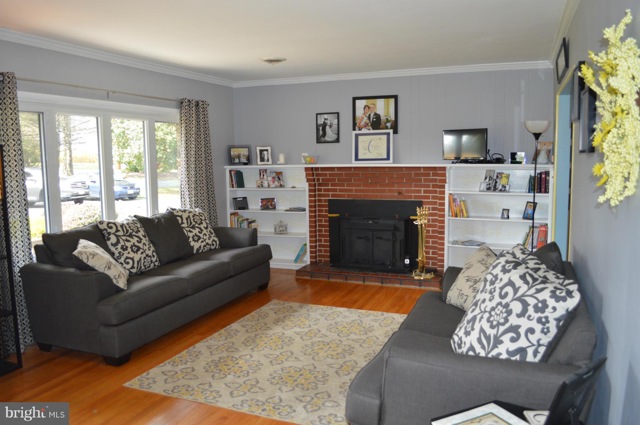 2403 Bailey Road Forest Hill, MD 21050 - Photo 4 of 28 Living Room