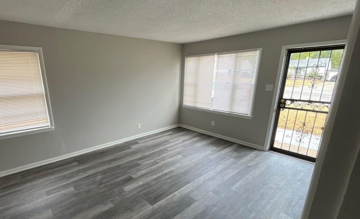 389 West Mitchell Road Memphis, TN 38109 - Photo 5 of 14
