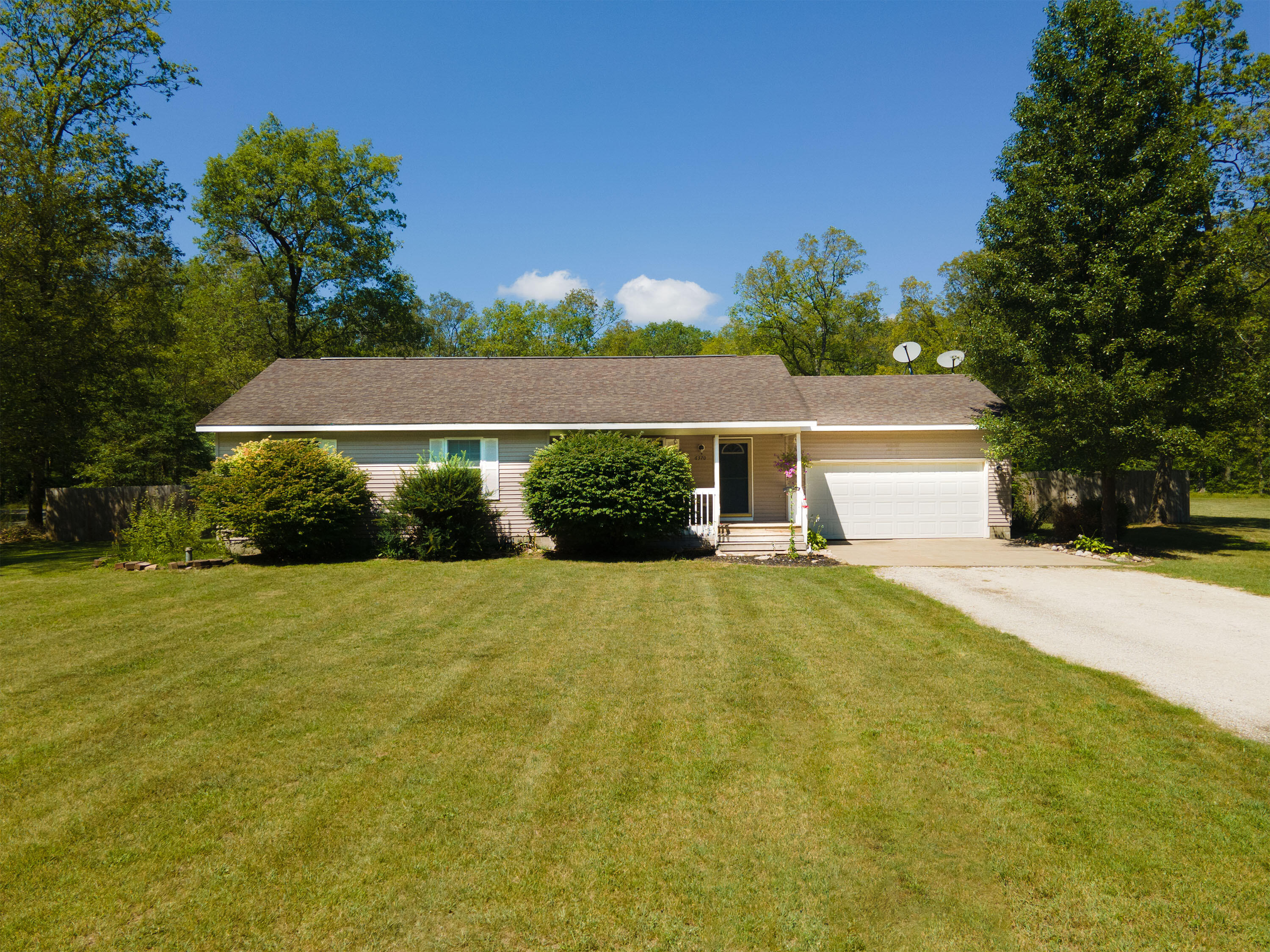 1. Exterior Front (3)