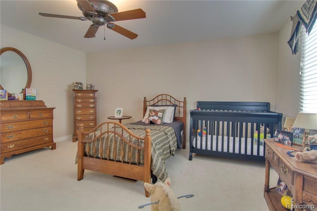 5152 Newport Court Rochester, MI 48306 - Photo 38 of 55 DSC_0658Enfused.jpg