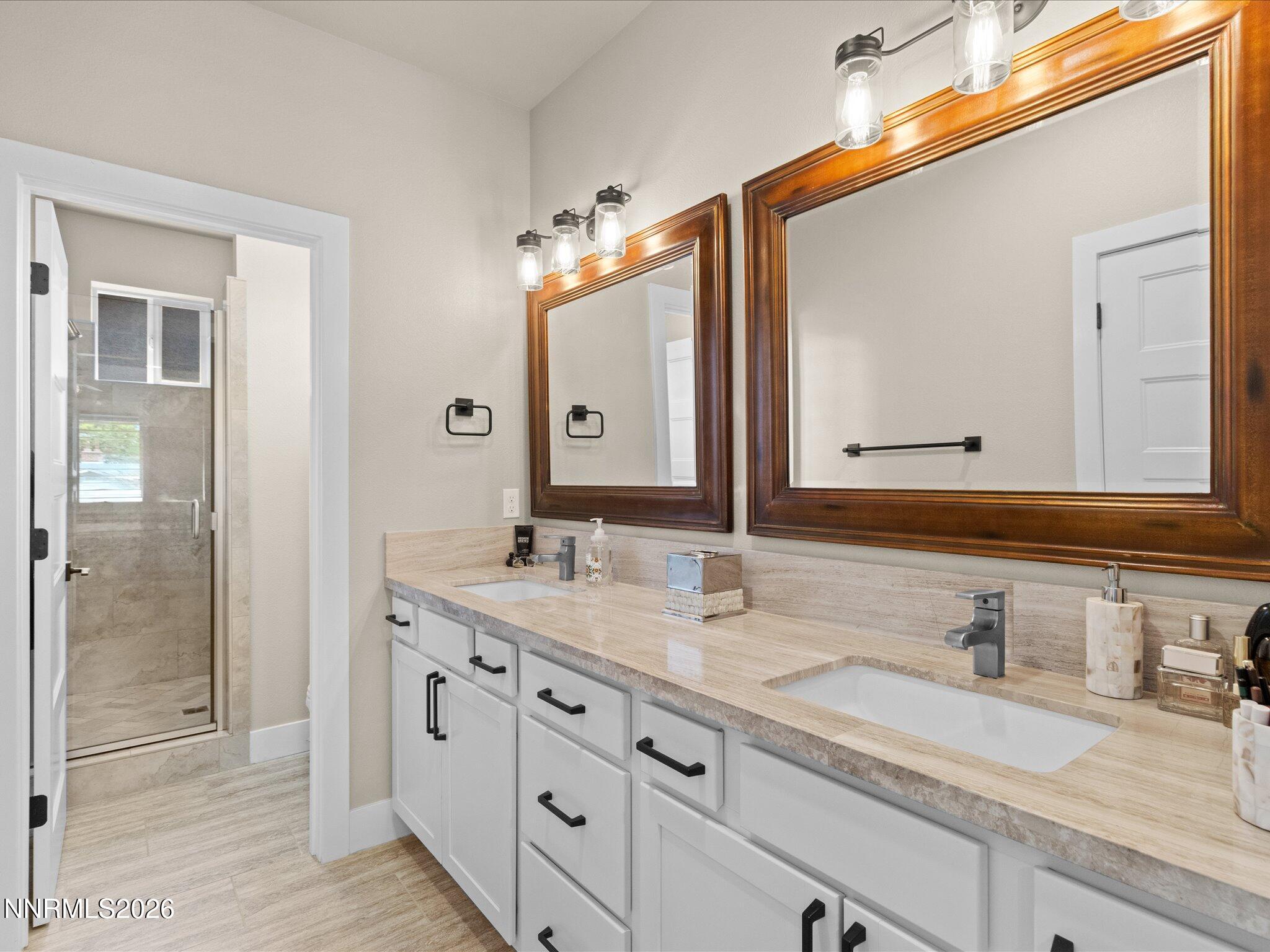 707 Roberts Street Reno, NV 89502 - Photo 19 of 32 27-707 Roberts St-126