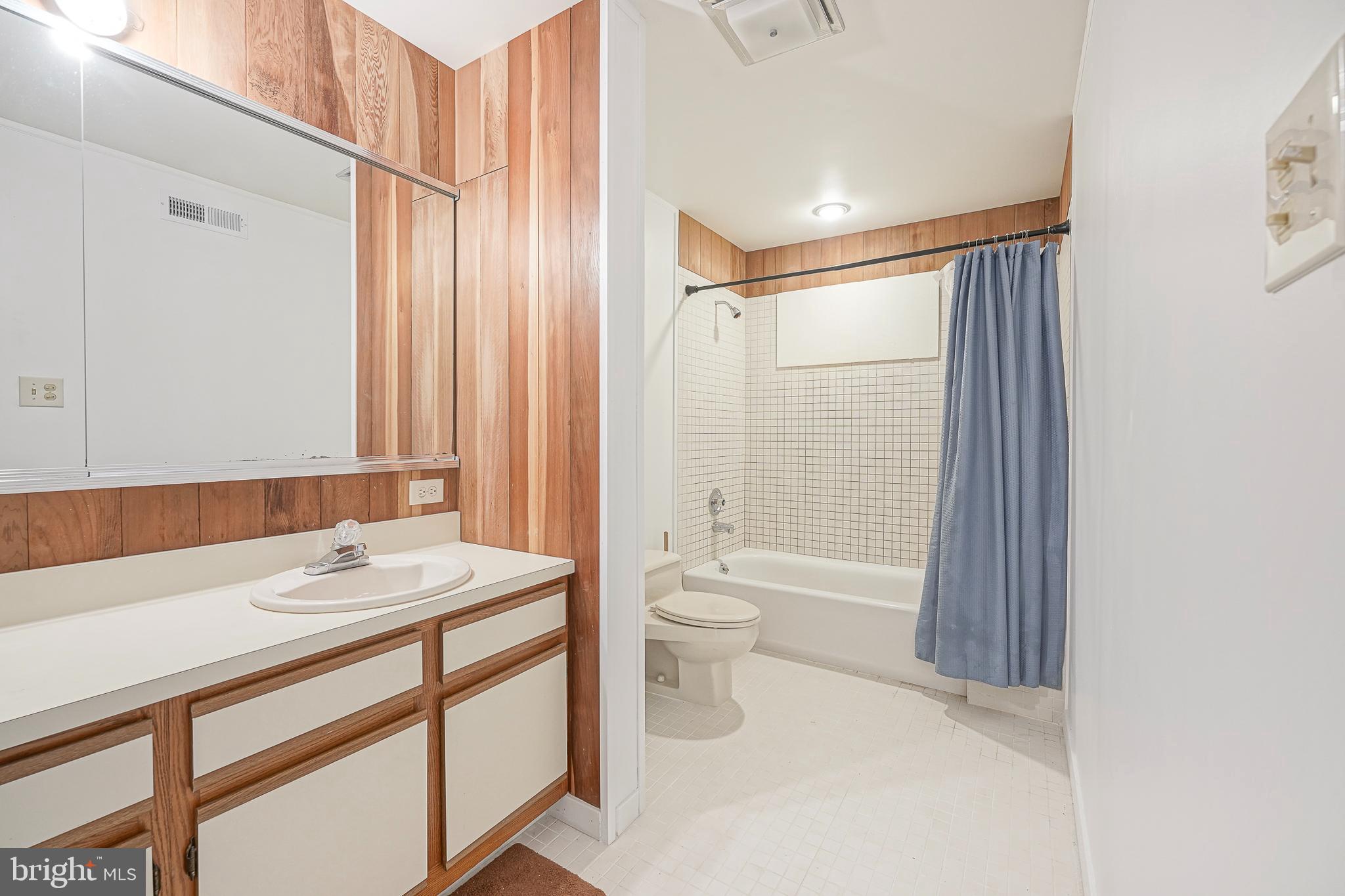 143 Ridge Road Southampton, NJ 08088 - Photo 31 of 43 Hall Bathroom