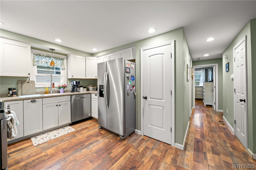 342 Allendale Road West Seneca, NY 14224 - Photo 11 of 31