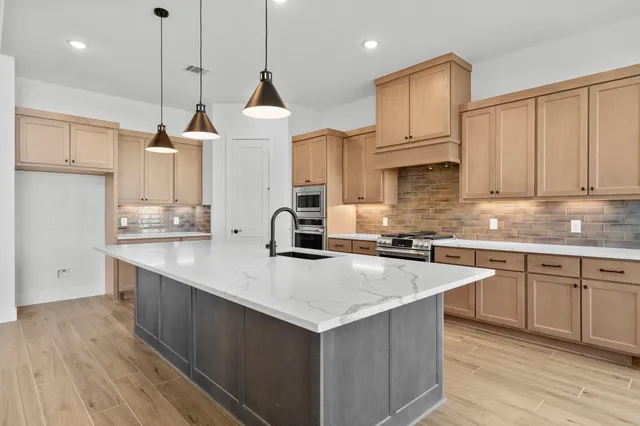 $639,990 | 32414 Violet Dancer Court, Fulshear, TX 77441