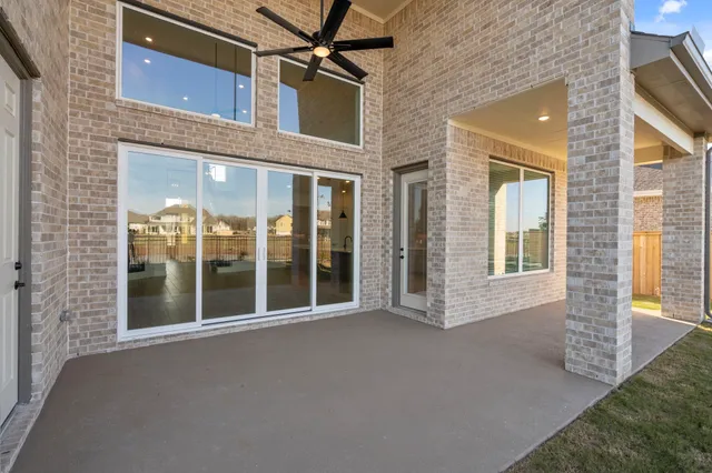 $639,990 | 32414 Violet Dancer Court, Fulshear, TX 77441