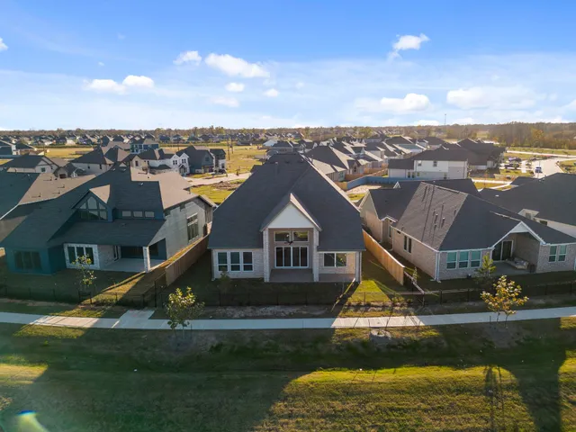 $639,990 | 32414 Violet Dancer Court, Fulshear, TX 77441