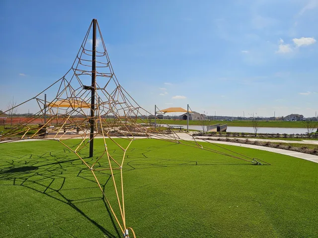 $639,990 | 32414 Violet Dancer Court, Fulshear, TX 77441