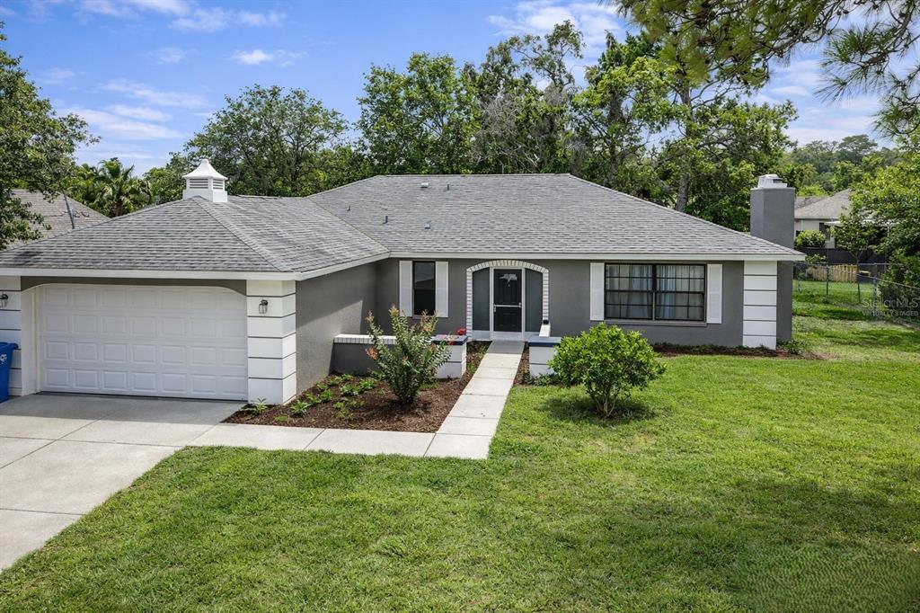 5045 Kenmore Street Spring Hill, FL 34608 - Photo 2 of 32