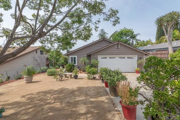 $829,900 | 914 North Main Avenue, Fallbrook, CA 92028