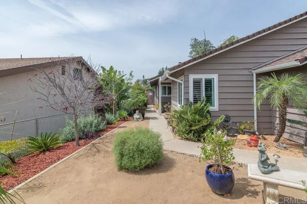 $829,900 | 914 North Main Avenue, Fallbrook, CA 92028