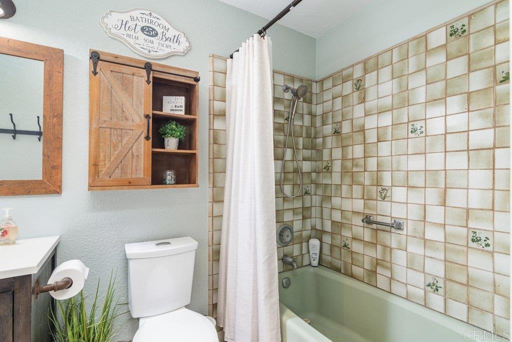 914 North Main Avenue Fallbrook, CA 92028 - Photo 31 of 62