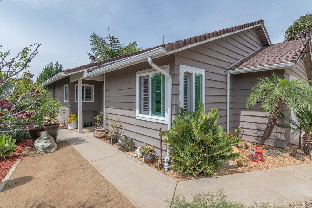 914 North Main Avenue Fallbrook, CA 92028 - Photo 43 of 62