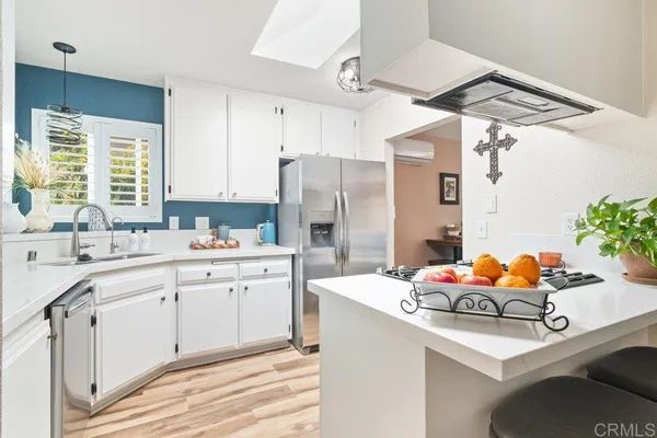 $829,900 | 914 North Main Avenue, Fallbrook, CA 92028
